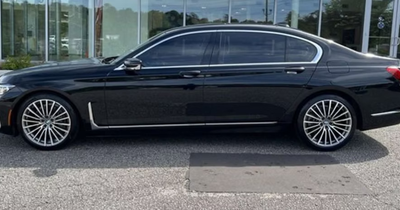 BMW 740i Sedan