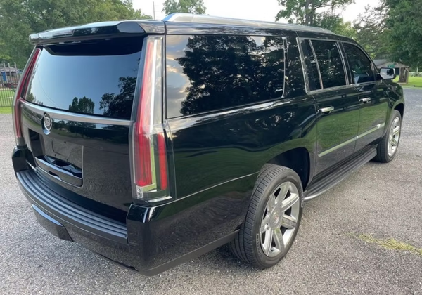 Cadillac Escalade ESV (Bench Seats)